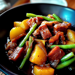 Braised Pork Belly with Potatoes and Green&nbsp;Beans